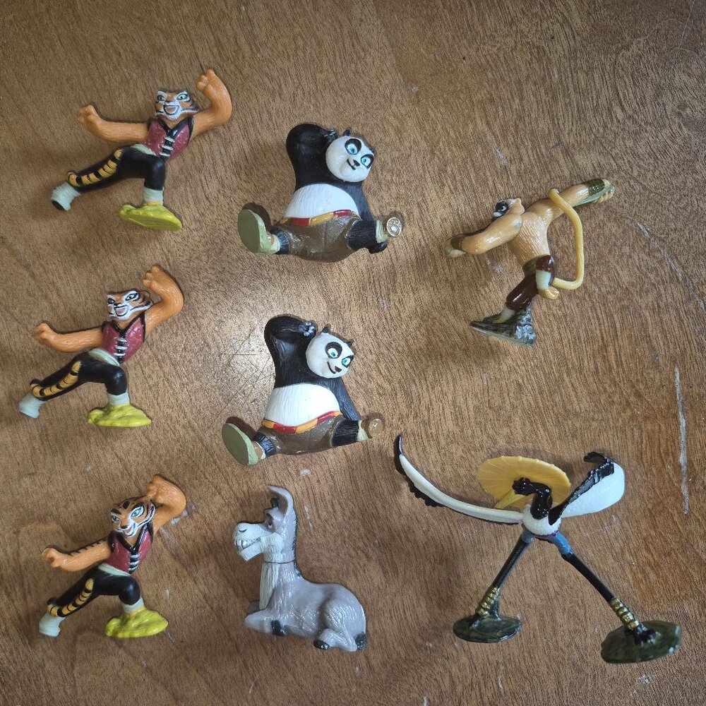 Kinder surprise lot Kung Fu Panda (2008) Shrek 2 (2004)
